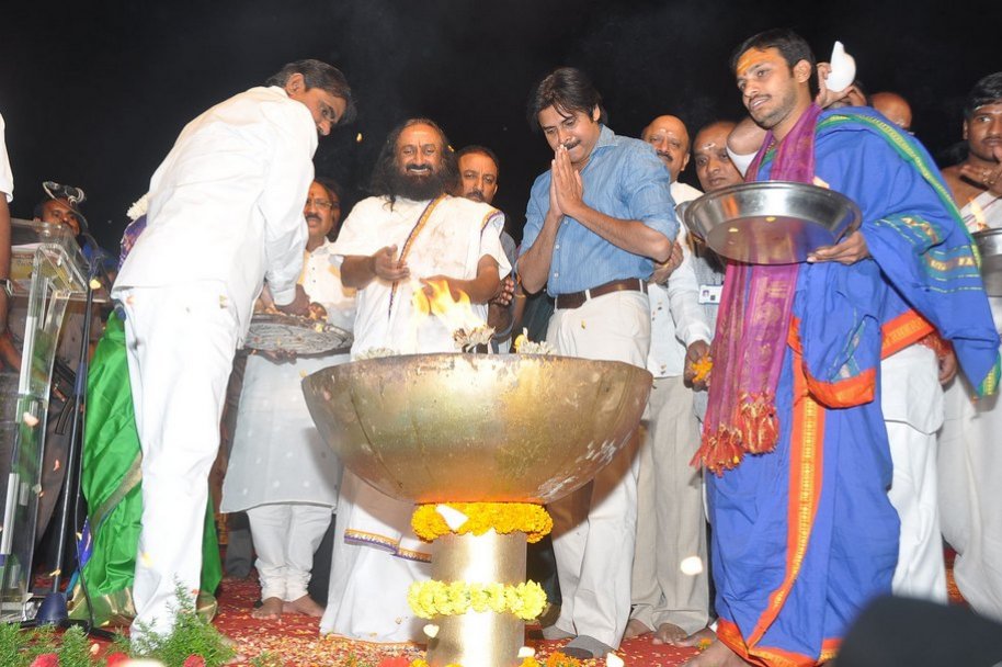 Pawan-Kalyan-at-Bakthi-TV-Koti-Deepotsavam-Event
